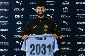 Notícias ogol.com.br - Gvardiol, referência da zaga do City, acerta renovação