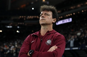 Notícias ogol.com.br - Corinthians demite Fernando Diniz após sete derrotas seguidas no Brasileirão