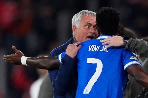 Notícias ogol.com.br - Mourinho diz que Rodri não faz falta e aborda racismo: 'Vini sabe de que lado estou'