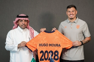Notícias ogol.com.br - Após deixar o Vasco, Hugo Moura é anunciado no futebol saudita