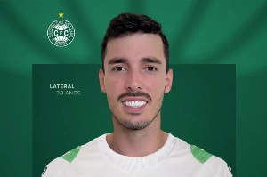 Notícias ogol.com.br - Zeca chega para substituir Rafinha no Coritiba