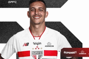 Notícias ogol.com.br - Oficial: Iago reforça a lateral do São Paulo