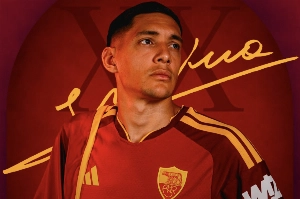 Notícias ogol.com.br - Molina reforça a defesa da Roma