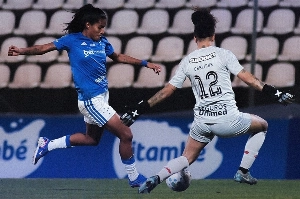 Notícias ogol.com.br - São Paulo supera o Cruzeiro e dorme na liderança do Brasileirão Feminino