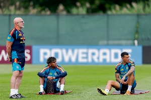 Notícias ogol.com.br - Espanha cancela último treino antes da final por condições climáticas