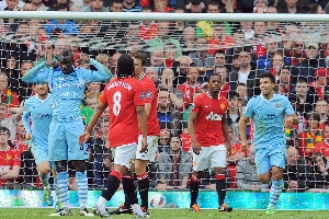 Notícias ogol.com.br - Por que sempre eu? Há 15 anos City de Balotelli protagonizava maior humilhação de Ferguson