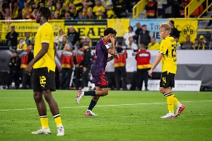 Notícias ogol.com.br - Bayern vence Der Klassiker no Signal Iduna Park e abre temporada alemã com título da Supercopa