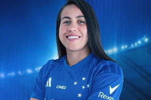 Notícias ogol.com.br - Cruzeiro busca reforço para lateral no Canadá