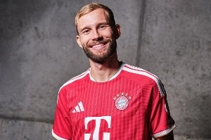 Notícias ogol.com.br - Bayern de Munique renova com Laimer