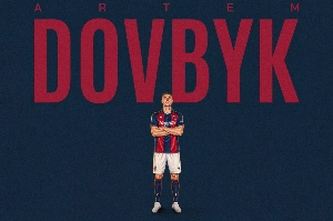 Notícias ogol.com.br - Roma empresta centroavante ucraniano para o Bologna