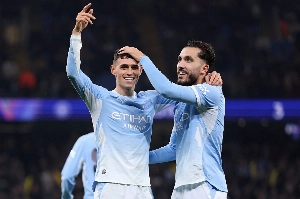 Notícias ogol.com.br - Cherki comanda a orquestra, Foden marca hat-trick e City goleia o AEK na Liga dos Campeões