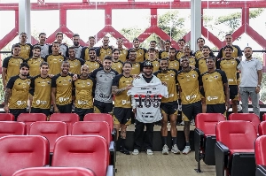 Notícias ogol.com.br - Luan rescinde com o São Paulo