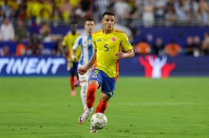 Notícias ogol.com.br - Com negociação de Santiago Sosa travada, Vasco mira volante da seleção colombiana
