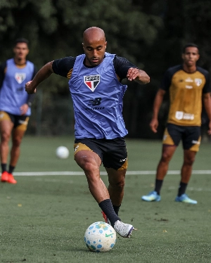 ge - Fim de ciclo? Como o São Paulo lida com o ídolo Lucas perto do término do contrato