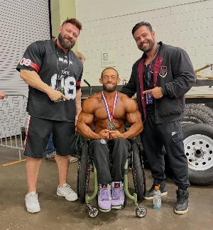 ge - Arnold Ohio 2026: Gorila Albino é vice-campeão na categoria Wheelchair