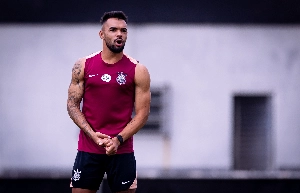 ge - Raniele, do Corinthians, sofre lesão no joelho e passará por cirurgia