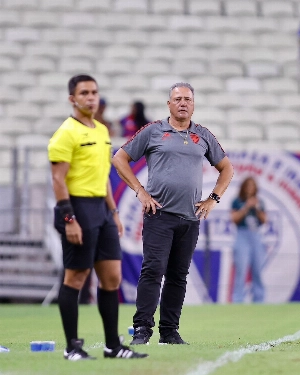 ge - Técnico do Sport explica escalação em derrota e valoriza melhor campanha do Nordestão