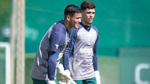 UmDois Esportes: Notícias do esporte paranaense e brasileiro - Goleiro do Coritiba sofre lesão, passará por cirurgia e vira desfalque importante