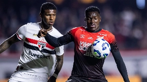UmDois Esportes: Notícias do esporte paranaense e brasileiro - Arboleda tem reviravolta no São Paulo após ser alvo do Athletico