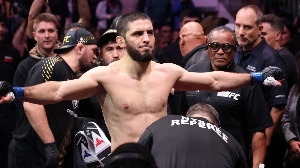 UmDois Esportes: Notícias do esporte paranaense e brasileiro - Makhachev rebate Topuria e expõe motivo de luta no UFC cair