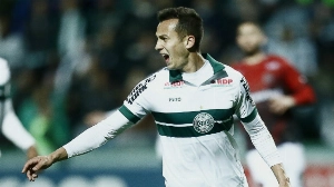 UmDois Esportes: Notícias do esporte paranaense e brasileiro - Além de piá do Couto, clube da Série B mira outro ex-Coritiba