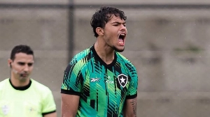 UmDois Esportes: Notícias do esporte paranaense e brasileiro - Bruno Samudio, ex-Athletico, é afastado do Botafogo por indisciplina