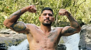 UmDois Esportes: Notícias do esporte paranaense e brasileiro - Alex Poatan sobe posições no ranking de melhor lutador do UFC