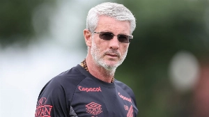 UmDois Esportes: Notícias do esporte paranaense e brasileiro - Athletico tem dúvidas na escalação para encarar o Vitória no Brasileirão