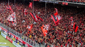 UmDois Esportes: Notícias do esporte paranaense e brasileiro - Athletico nega pedido do Fluminense e faz promoção de ingressos no Brasileirão