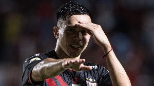 UmDois Esportes: Notícias do esporte paranaense e brasileiro - Adversário do Athletico sofre transfer ban e não poderá contratar por três janelas