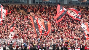 UmDois Esportes: Notícias do esporte paranaense e brasileiro - Athletico transforma Arena da Baixada em trunfo no Brasileirão