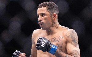 UmDois Esportes: Notícias do esporte paranaense e brasileiro - UFC Perth AO VIVO: Onde assistir, horário e card completo