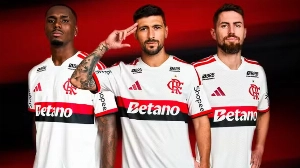 UmDois Esportes: Notícias do esporte paranaense e brasileiro - Clube brasileiro acusa Flamengo de ‘plágio’ em novo uniforme