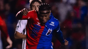 UmDois Esportes: Notícias do esporte paranaense e brasileiro - Novo atacante se emociona após grave lesão e gol na estreia pelo Paraná Clube