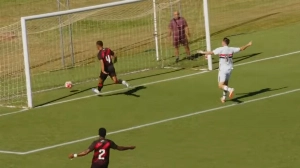 UmDois Esportes: Notícias do esporte paranaense e brasileiro - Athletico faz gol contra bizarro com oito segundos de jogo; assista