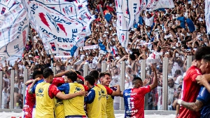 UmDois Esportes: Notícias do esporte paranaense e brasileiro - Relembre jogos memoráveis do Paraná Clube na Arena da Baixada