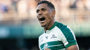 UmDois Esportes: Notícias do esporte paranaense e brasileiro - Coritiba volta a vencer no Couto e quebra longo jejum contra o Atlético-MG