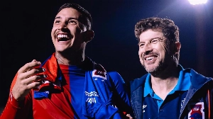 UmDois Esportes: Notícias do esporte paranaense e brasileiro - Paraná Clube líder e mais: O que está em jogo na penúltima rodada da Segundona?