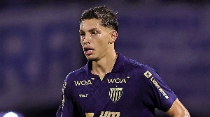 UmDois Esportes: Notícias do esporte paranaense e brasileiro - Athletico negocia com promessa de 19 anos no mercado de transferências