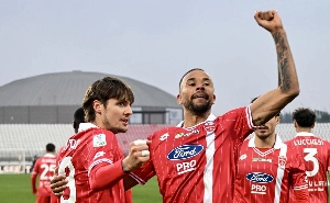 UmDois Esportes: Notícias do esporte paranaense e brasileiro - Volante revelado no Athletico conquista acesso na Itália
