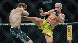 UmDois Esportes: Notícias do esporte paranaense e brasileiro - Brasileiros decepcionam no UFC 328; veja os resultados