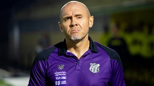 UmDois Esportes: Notícias do esporte paranaense e brasileiro - Mozart barra polêmico ídolo ex-Athletico no Ceará e cria tensão