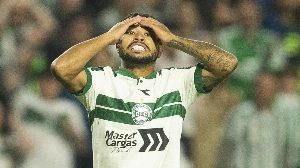 UmDois Esportes: Notícias do esporte paranaense e brasileiro - Sob gritos de “vergonha”, Coritiba é eliminado pelo Santos e entra em crise no Couto