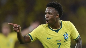 UmDois Esportes: Notícias do esporte paranaense e brasileiro - Brasil vence com reservas em destaque e deixa lições para a Copa