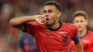 UmDois Esportes: Notícias do esporte paranaense e brasileiro - Destaque da base deixa o Athletico e acerta com clube europeu