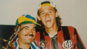 UmDois Esportes: Notícias do esporte paranaense e brasileiro - Camisa do Athletico virou amuleto para Guga no 1º de título de Roland Garros