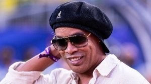 UmDois Esportes: Notícias do esporte paranaense e brasileiro - Ronaldinho será atração principal de evento na Arena da Baixada