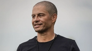 UmDois Esportes: Notícias do esporte paranaense e brasileiro - Alex atinge recorde pessoal como técnico na Série B