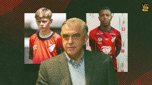 UmDois Esportes: Notícias do esporte paranaense e brasileiro - Ex-Corinthians e atacante de 1,86 m: Athletico contrata destaques de 12 anos de idade