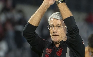 UmDois Esportes: Notícias do esporte paranaense e brasileiro - Athletico de Odair dá sinais de que pode ir além no Brasileirão